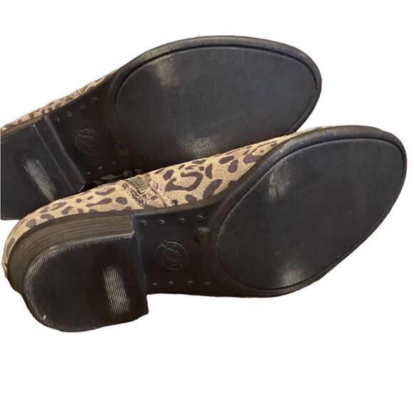 Lucky Brand Basel Leopard Printed Leather Side Zip Block Heel Ankle Booties Sz 7 - Picture 8 of 9